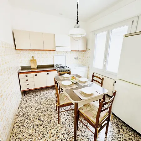 Ampio, Luminoso, Centro Bassano Apartment